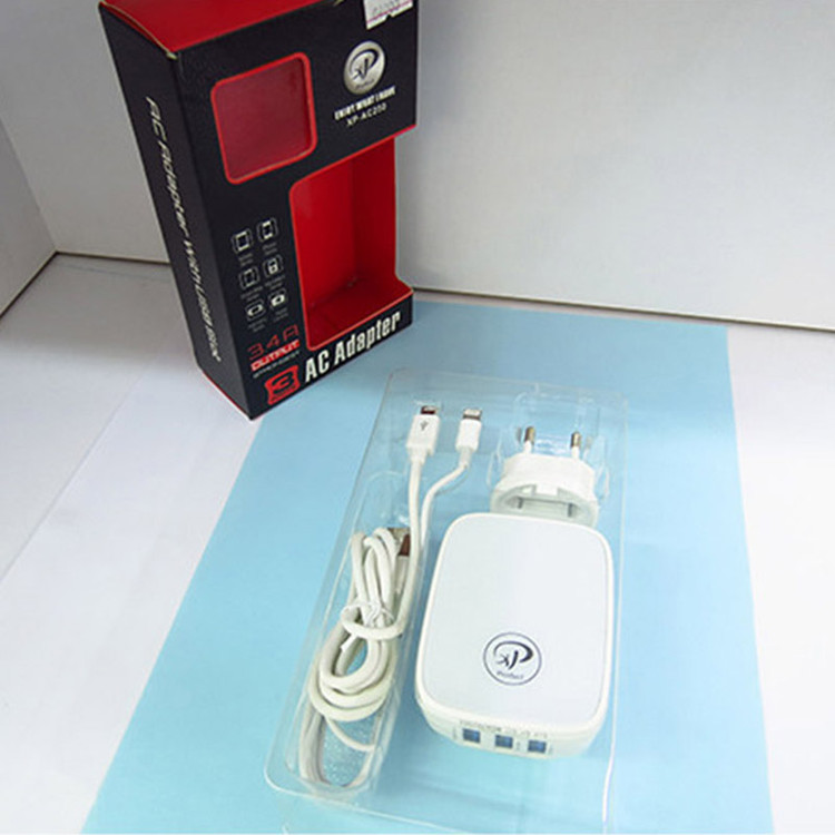 شارژر دیواری سه پورت ایکس پی مدل XP-AC250 به همراه کابل میکرو و لایتنینگ