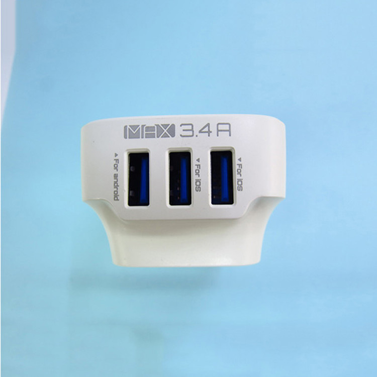 شارژر دیواری سه پورت ایکس پی مدل XP-AC250 به همراه کابل میکرو و لایتنینگ
